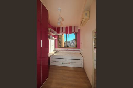 Quarto de apartamento à venda com 2 quartos, 95m² em Centro Histórico, Porto Alegre