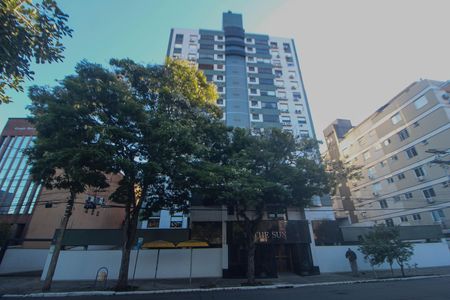 Apartamento para alugar com 95m², 2 quartos e 2 vagas Apartamento para alugar com 95m², 2 quartos e 2 vagasFachada