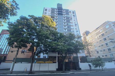 Apartamento para alugar com 95m², 2 quartos e 2 vagas Apartamento para alugar com 95m², 2 quartos e 2 vagasFachada