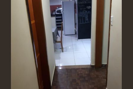 Casa para alugar com 370m², 3 quartos e 3 vagas Casa para alugar com 370m², 3 quartos e 3 vagasCorredor