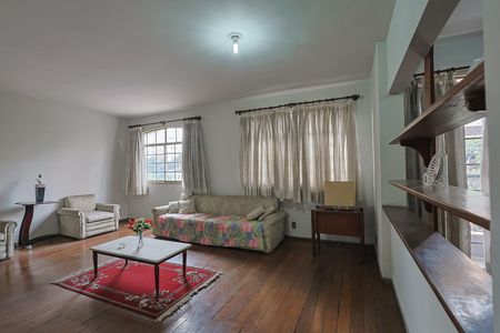 Apartamento à venda com 3 quartos, 150m² em Santo Antônio, Belo Horizonte