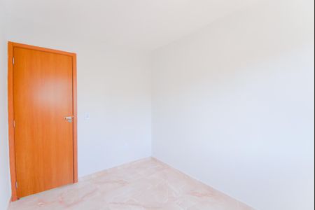 Quarto 2 de apartamento para alugar com 2 quartos, 42m² em Vila Alzira, Guarulhos