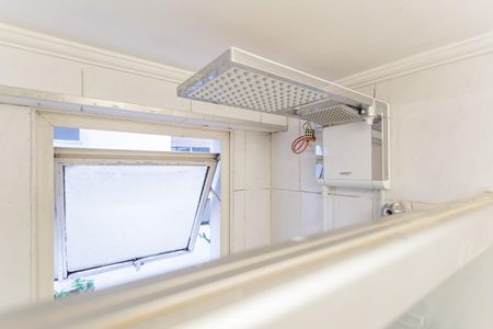 Apartamento à venda com 60m², 2 quartos e 1 vaga Apartamento à venda com 60m², 2 quartos e 1 vagaBanheiro