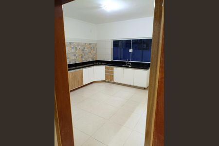 Cozinha de casa para alugar com 2 quartos, 114m² em Jardim Santa Júlia, São José dos Campos