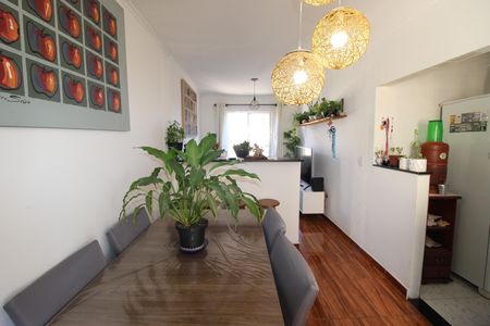 Apartamento à venda com 54m², 2 quartos e 1 vagaSala / Cozinha