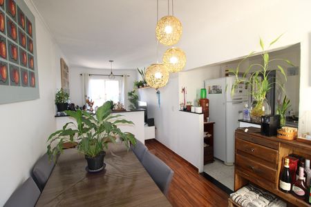 Sala / Cozinha de apartamento à venda com 2 quartos, 54m² em Conjunto Residencial José Bonifácio, São Paulo