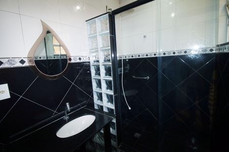 Apartamento para alugar com 52m², 2 quartos e sem vagaBanheiro