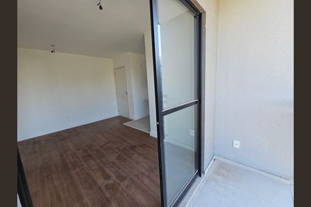 Varanda  de apartamento para alugar com 2 quartos, 55m² em Barra Olímpica, Rio de Janeiro