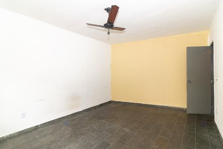 Casa para alugar com 40m², 2 quartos e sem vaga Casa para alugar com 40m², 2 quartos e sem vagaQuarto 1