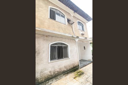 Casa para alugar com 40m², 2 quartos e sem vaga Casa para alugar com 40m², 2 quartos e sem vagaFachada