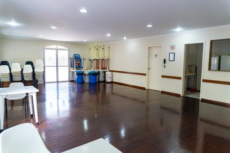 Apartamento à venda com 65m², 2 quartos e 1 vagaÁrea comum - Salão de festas