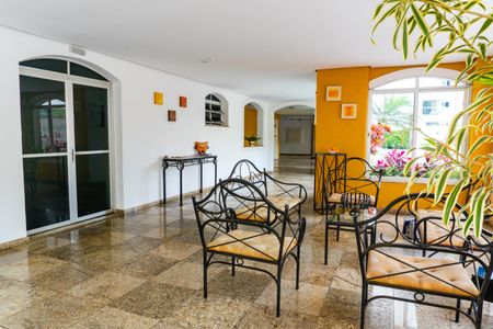 Apartamento à venda com 65m², 2 quartos e 1 vagaHall social