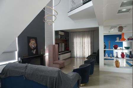Casa de condomínio à venda com 480m², 4 quartos e 6 vagasSala