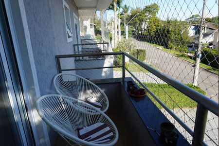 Casa de condomínio à venda com 480m², 4 quartos e 6 vagasSacada