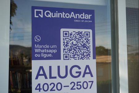 Casa de condomínio à venda com 480m², 4 quartos e 6 vagasFachada