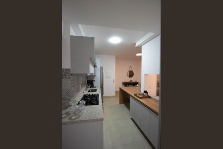 Apartamento para alugar com 115m², 3 quartos e 2 vagas Apartamento para alugar com 115m², 3 quartos e 2 vagasCozinha
