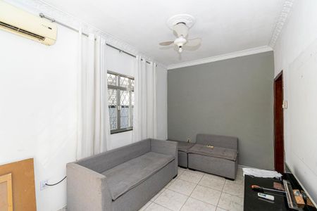 Casa para alugar com 170m², 2 quartos e sem vaga Casa para alugar com 170m², 2 quartos e sem vagaSala
