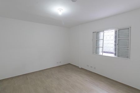 Casa à venda com 200m², 3 quartos e 2 vagas Casa à venda com 200m², 3 quartos e 2 vagasQuarto 1