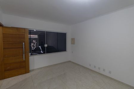 Sala de casa à venda com 3 quartos, 200m² em Parque Edu Chaves, São Paulo