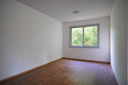 Sala de apartamento para alugar com 2 quartos, 71m² em Passo D’areia, Porto Alegre