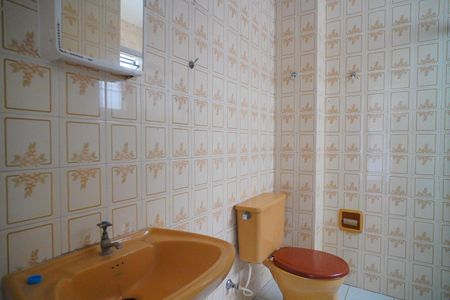 Apartamento para alugar com 71m², 2 quartos e sem vaga Apartamento para alugar com 71m², 2 quartos e sem vagaBanheiro