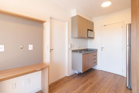 Apartamento para alugar com 33m², 1 quarto e sem vaga Apartamento para alugar com 33m², 1 quarto e sem vagaSala - Cozinha