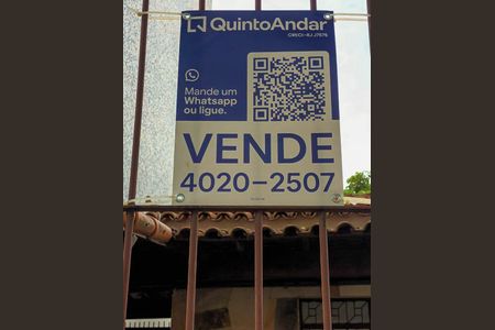 Casa à venda com 175m², 4 quartos e 2 vagas Casa à venda com 175m², 4 quartos e 2 vagasplaca
