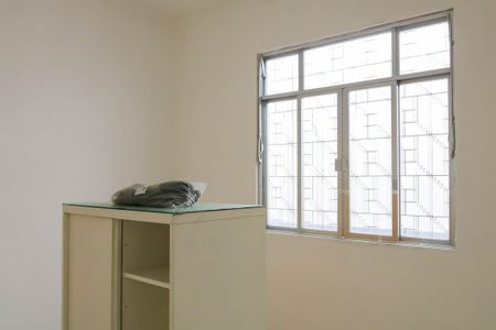 Casa à venda com 175m², 4 quartos e 2 vagas Casa à venda com 175m², 4 quartos e 2 vagasQuarto 3