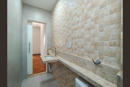 Apartamento para alugar com 95m², 3 quartos e sem vaga Apartamento para alugar com 95m², 3 quartos e sem vagaBanheiro da Suíte