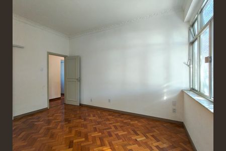 Apartamento para alugar com 95m², 3 quartos e sem vaga Apartamento para alugar com 95m², 3 quartos e sem vagaSuíte
