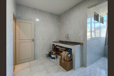 Apartamento para alugar com 95m², 3 quartos e sem vaga Apartamento para alugar com 95m², 3 quartos e sem vagaCozinha