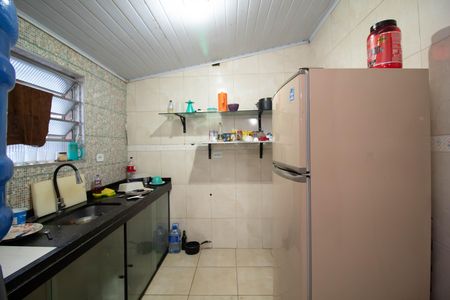 Casa à venda com 250m², 2 quartos e 4 vagas Casa à venda com 250m², 2 quartos e 4 vagasCozinha