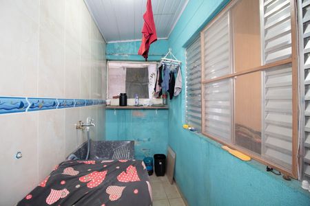 Casa à venda com 250m², 2 quartos e 4 vagas Casa à venda com 250m², 2 quartos e 4 vagasÁrea de Serviço