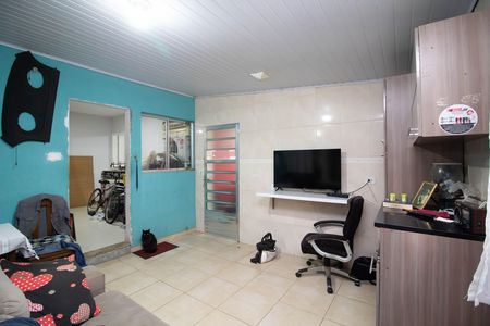 Casa à venda com 250m², 2 quartos e 4 vagas Casa à venda com 250m², 2 quartos e 4 vagasSala
