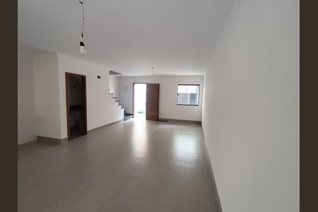 Sala de casa à venda com 3 quartos, 110m² em Chora Menino, São Paulo