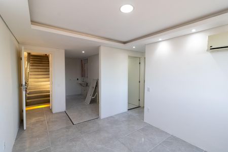 Sala de apartamento para alugar com 2 quartos, 42m² em Cavalhada, Porto Alegre