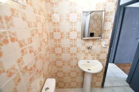Banheiro de apartamento para alugar com 2 quartos, 40m² em Cambuí, Campinas