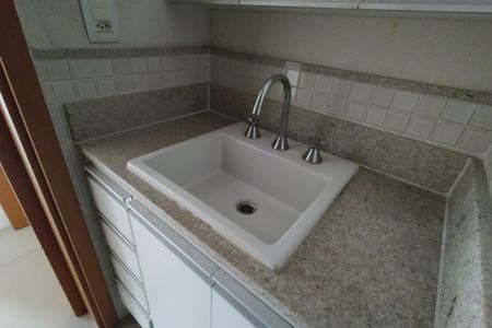 Apartamento para alugar com 122m², 4 quartos e 2 vagasBanheiro da Suíte