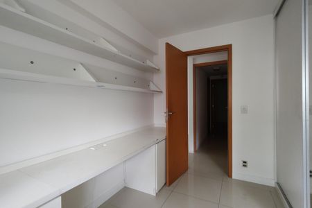 Apartamento para alugar com 122m², 4 quartos e 2 vagasQuarto 1 - Armários