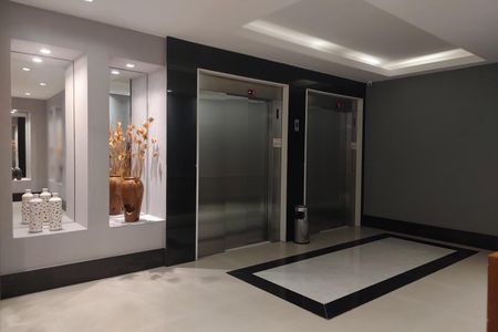 Apartamento para alugar com 122m², 4 quartos e 2 vagasHall de entrada