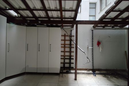 Apartamento para alugar com 122m², 4 quartos e 2 vagasÁrea de Serviço