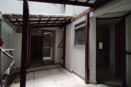 Apartamento para alugar com 122m², 4 quartos e 2 vagasÁrea de Serviço