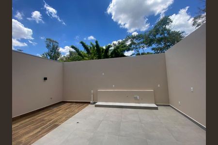 Casa à venda com 127m², 3 quartos e 2 vagas