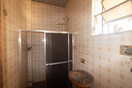 Banheiro de casa à venda com 1 quarto, 600m² em Campo Grande, Rio de Janeiro