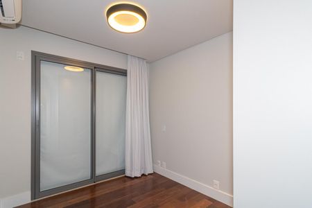 Apartamento para alugar com 134m², 2 quartos e 2 vagas Apartamento para alugar com 134m², 2 quartos e 2 vagasQuarto Suíte 2