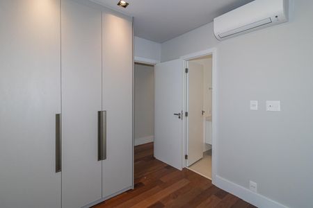 Apartamento para alugar com 134m², 2 quartos e 2 vagas Apartamento para alugar com 134m², 2 quartos e 2 vagasQuarto Suíte 2