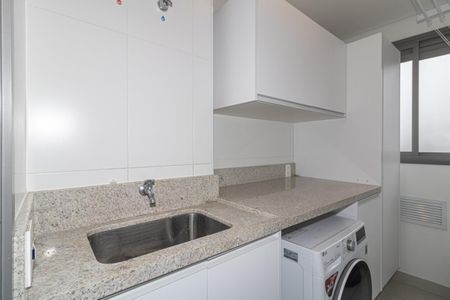 Área de Serviço de apartamento para alugar com 2 quartos, 134m² em Vila Nova Conceição, São Paulo