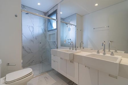Apartamento para alugar com 134m², 2 quartos e 2 vagas Apartamento para alugar com 134m², 2 quartos e 2 vagasBanheiro da Suíte 1