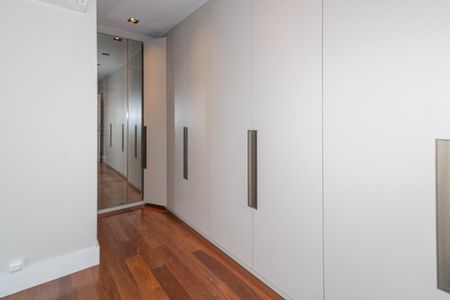 Apartamento para alugar com 134m², 2 quartos e 2 vagas Apartamento para alugar com 134m², 2 quartos e 2 vagasQuarto Suíte 1