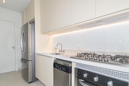 Cozinha de apartamento para alugar com 2 quartos, 134m² em Vila Nova Conceição, São Paulo